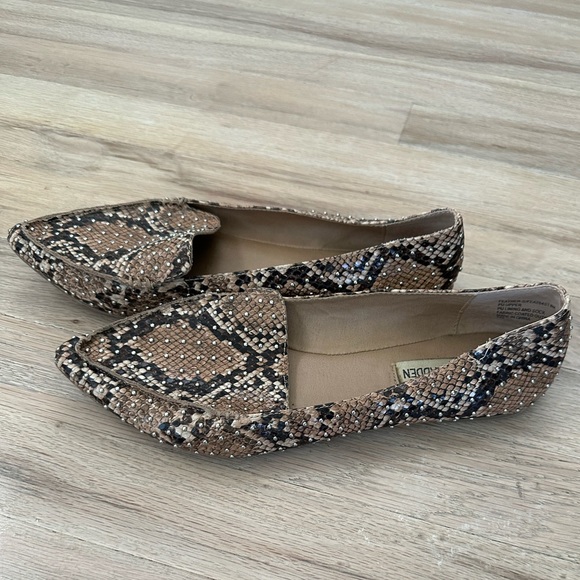 Steve Madden Studded Python Print Flat - Picture 4 of 5